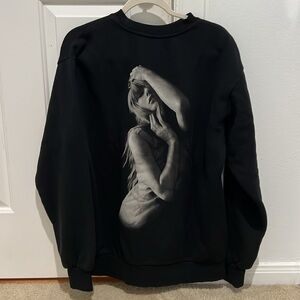 Taylor Swift black Tortured Poets Department crewneck! 🫶